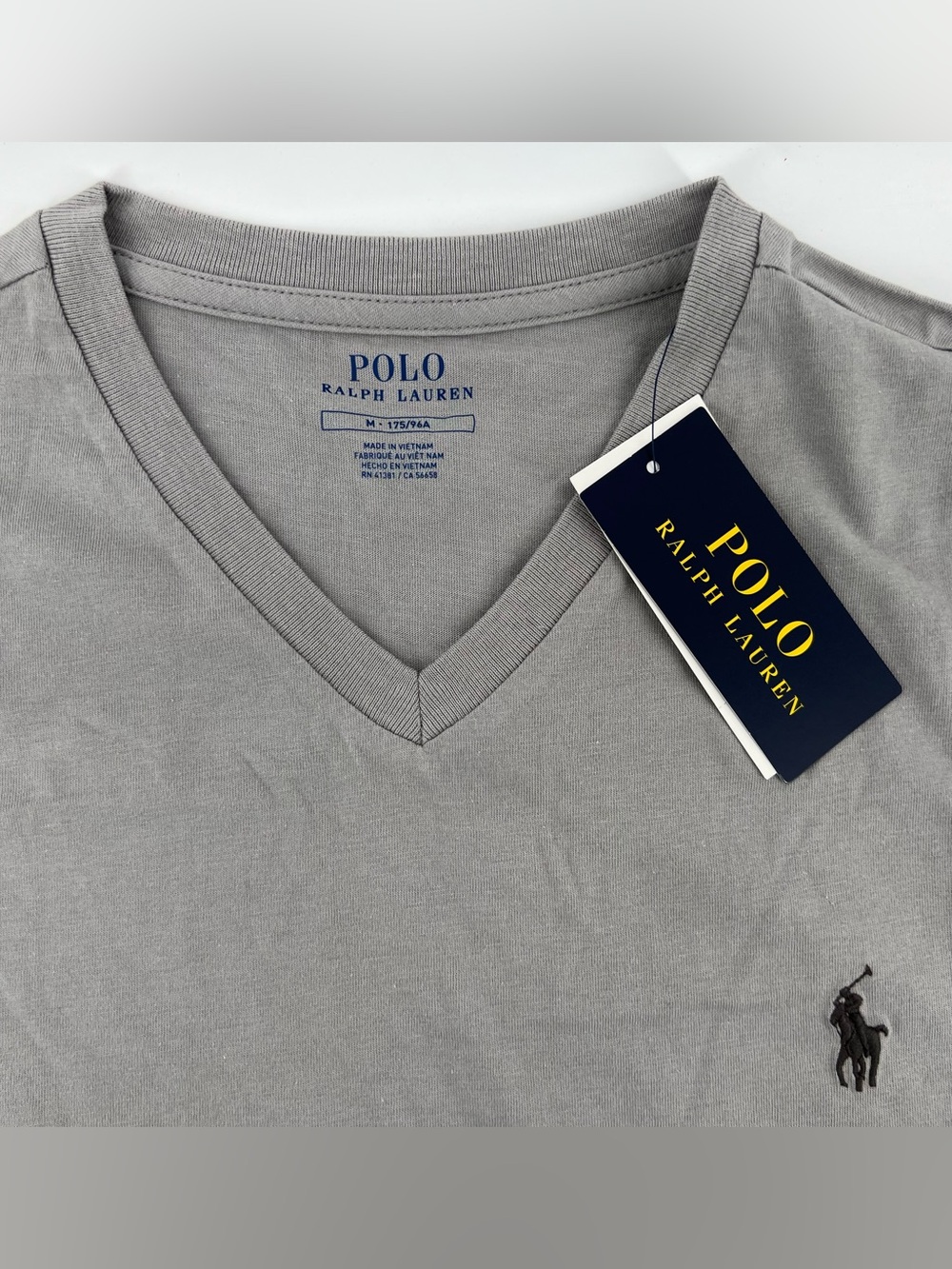 Polo Ralph Lauren Men’s V-Neck Tee Soft Grey Medium NWT